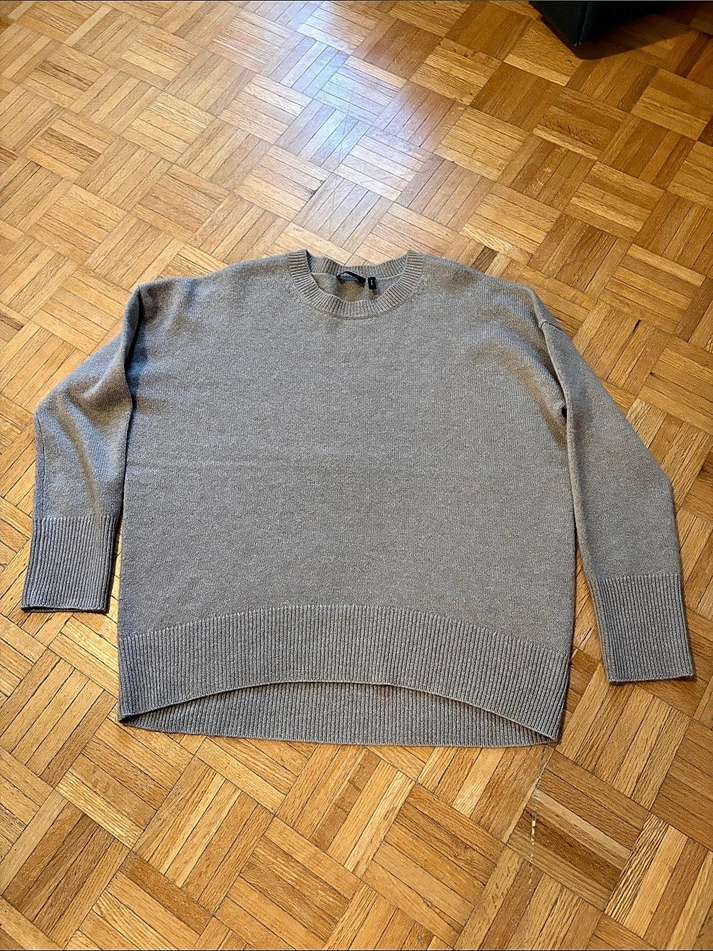Theory Cashmere Crewneck  beige Size Large